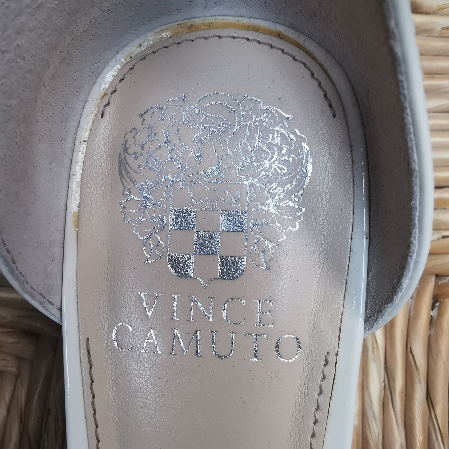 Vince Camuto White Sandal 8.5 - Chic Thrills