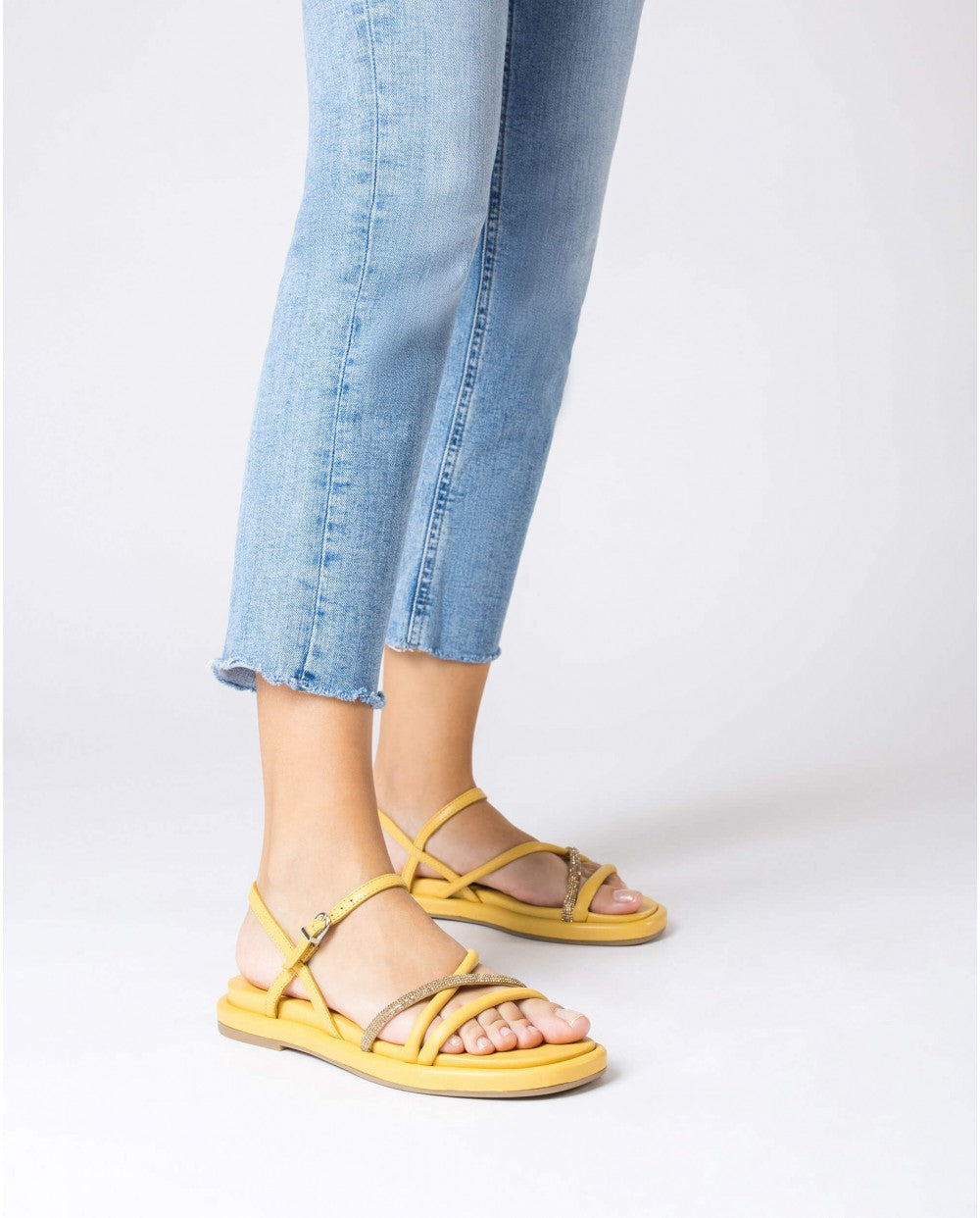 Wonders Venus Sandal - Chic Thrills