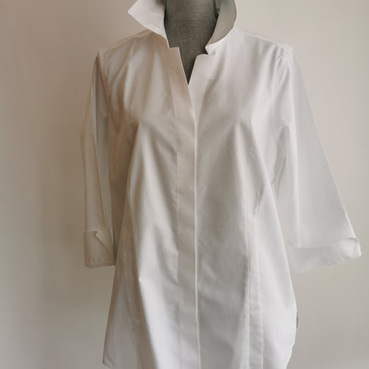 Foxcroft White Blouse Sz 14 - Chic Thrills 