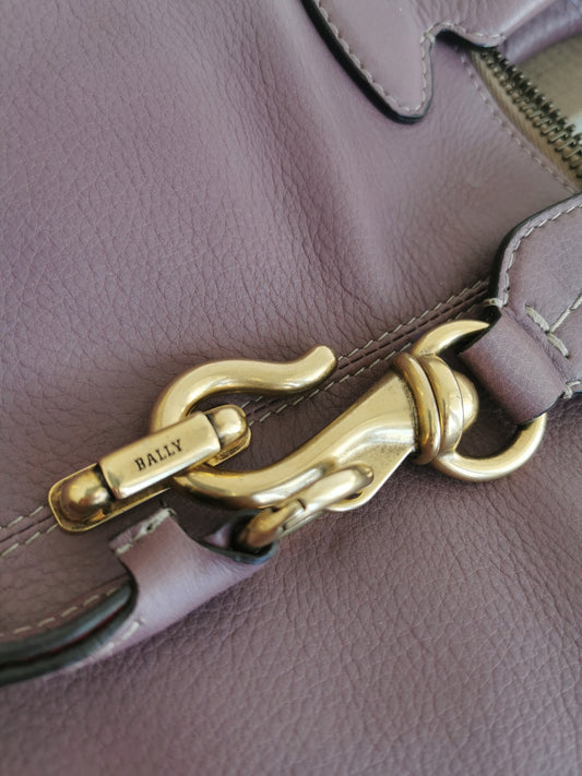 #11 – Bally of Switzerland Leather Tote