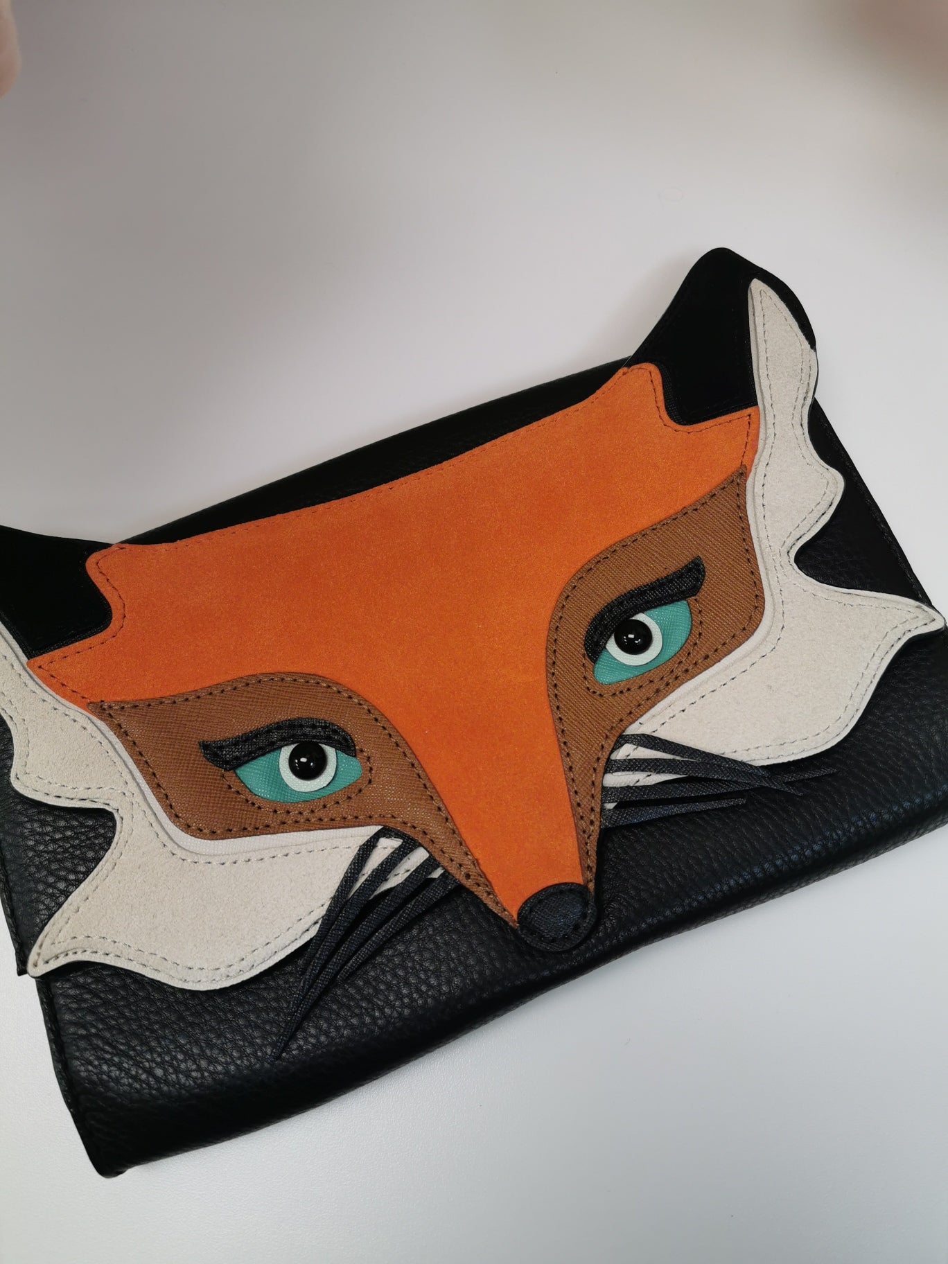 25-67 Kate Spade Blaze a Trail Clutch - Chic Thrills 