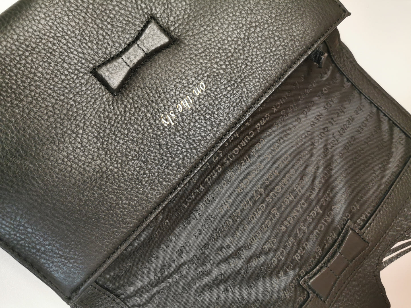 25-67 Kate Spade Blaze a Trail Clutch - Chic Thrills 